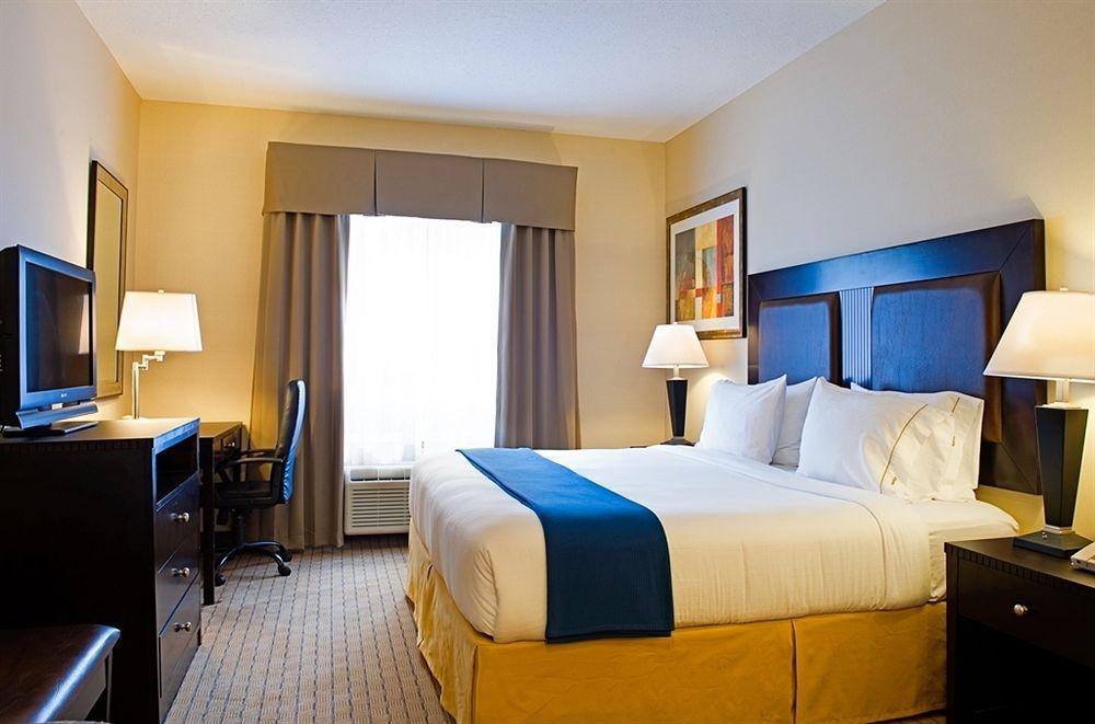 Holiday Inn Express & Suites-Regina-South By Ihg Стая снимка
