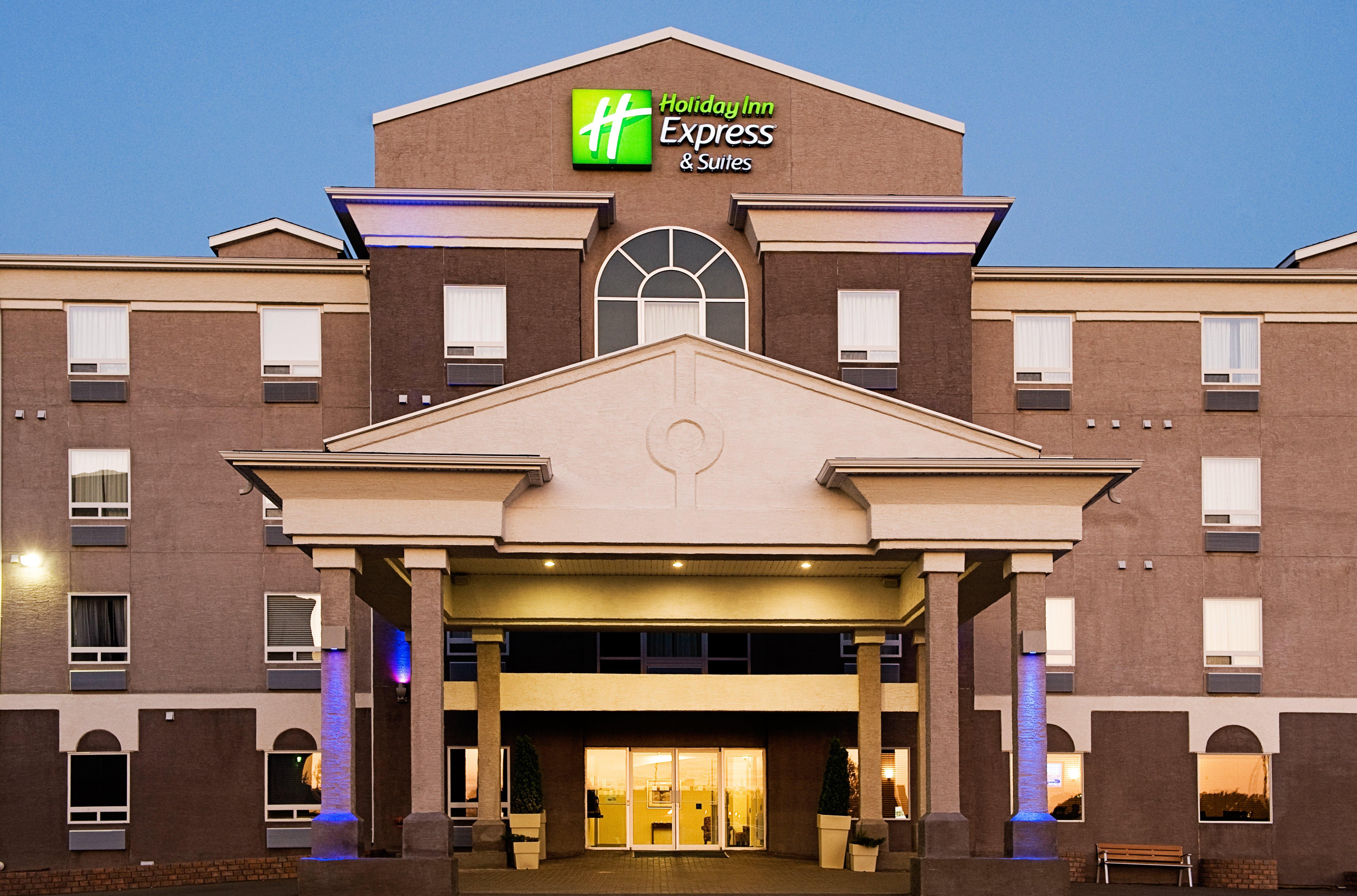 Holiday Inn Express & Suites-Regina-South, An Ihg Hotel Екстериор снимка