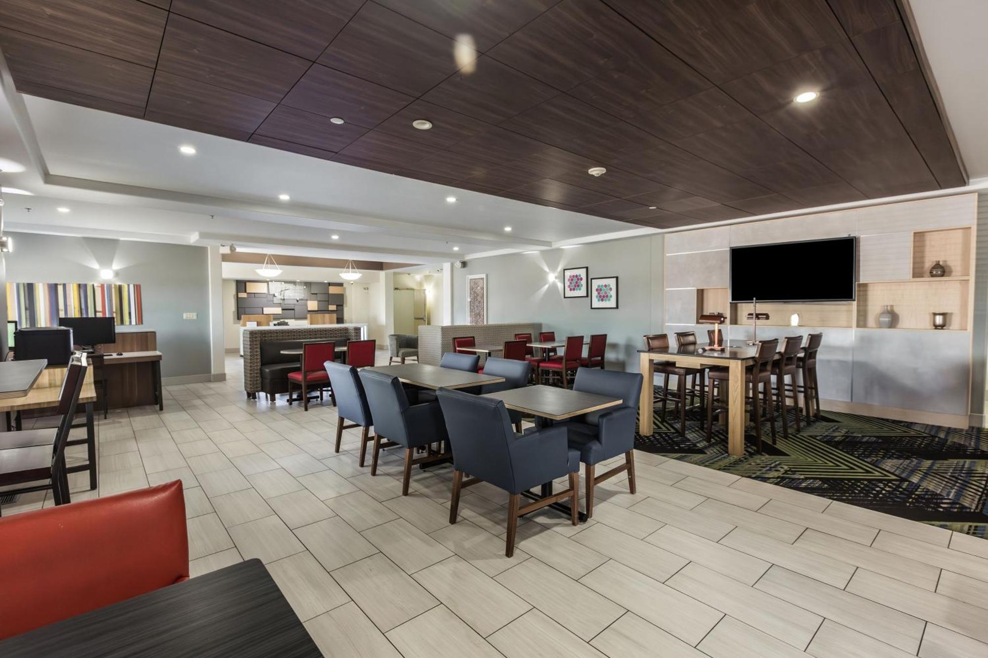 Holiday Inn Express & Suites-Regina-South By Ihg Екстериор снимка