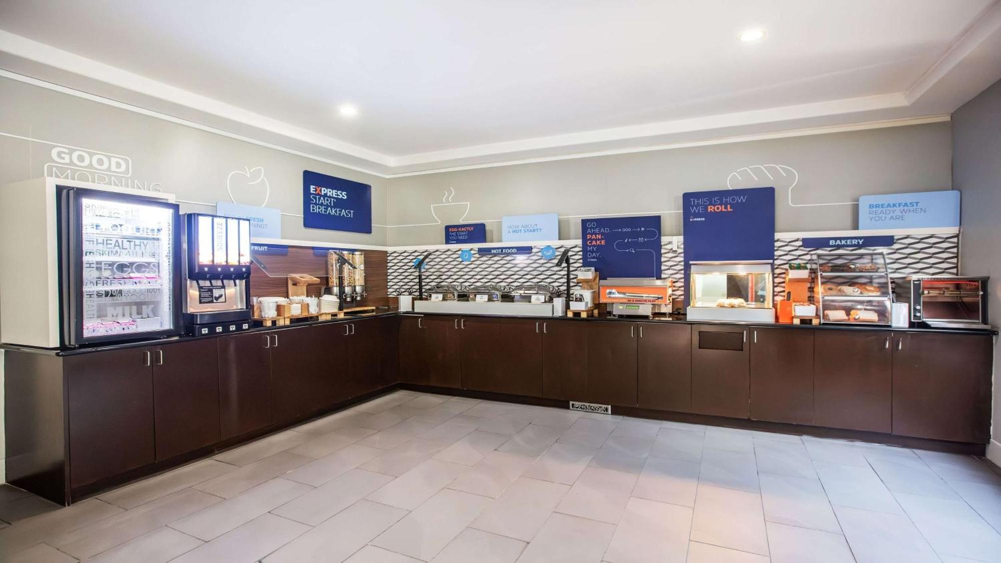 Holiday Inn Express & Suites-Regina-South By Ihg Екстериор снимка