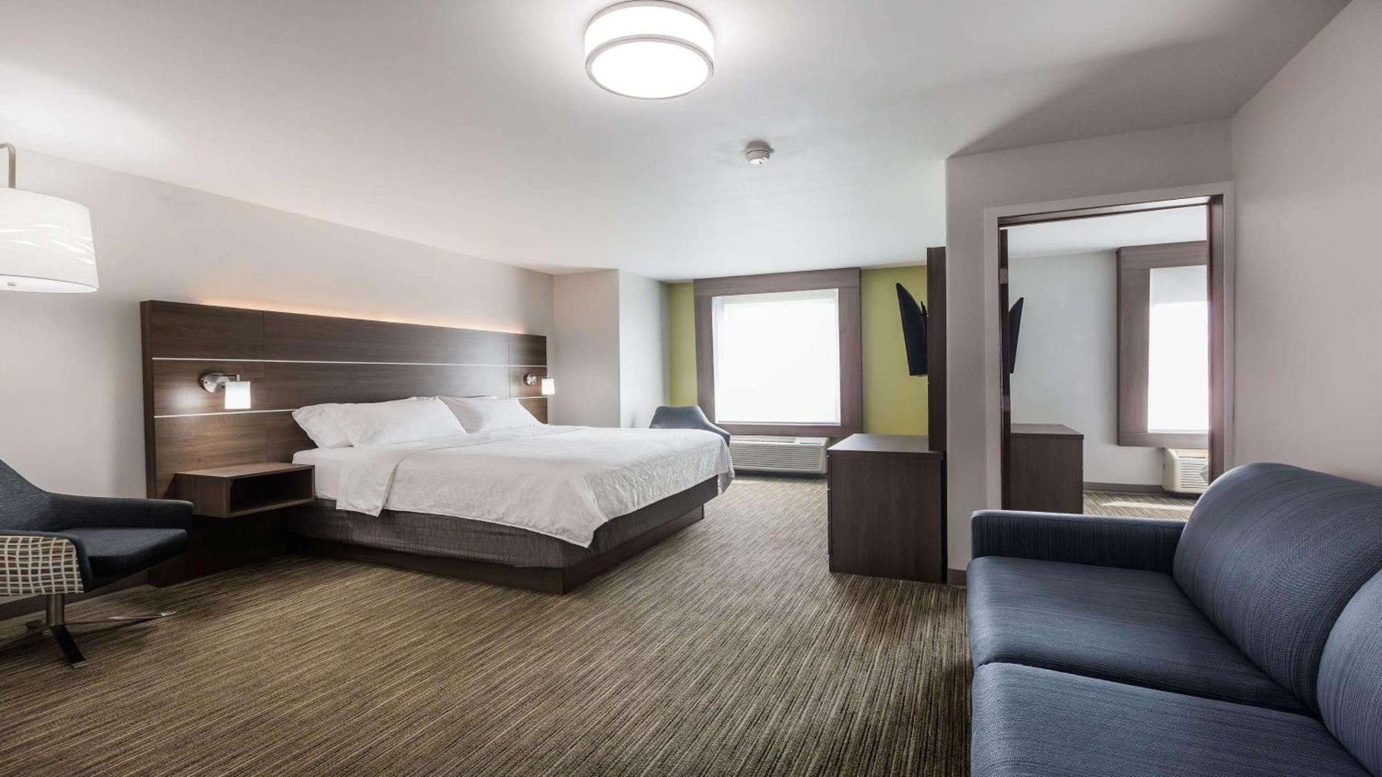 Holiday Inn Express & Suites-Regina-South By Ihg Екстериор снимка