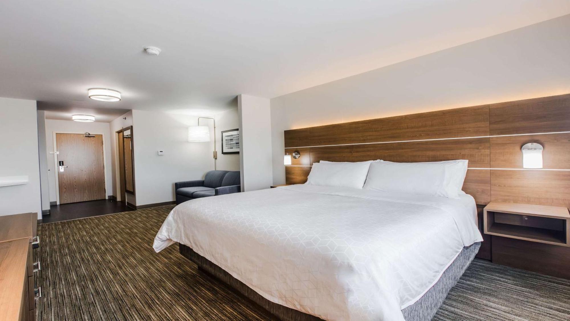 Holiday Inn Express & Suites-Regina-South By Ihg Екстериор снимка