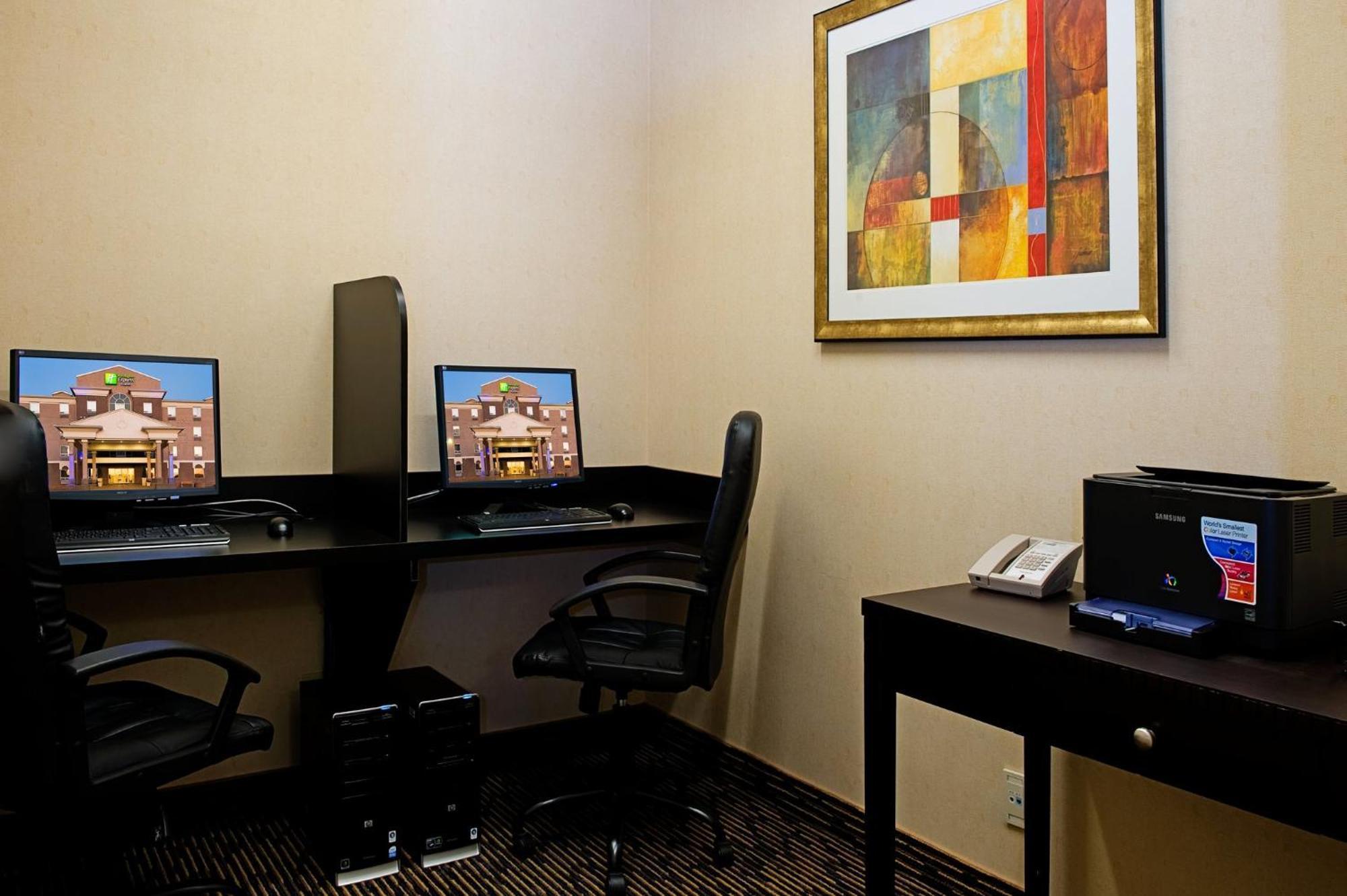 Holiday Inn Express & Suites-Regina-South By Ihg Екстериор снимка